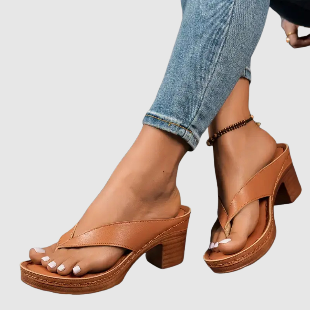 Nina - Wygodne sandały na obcasie