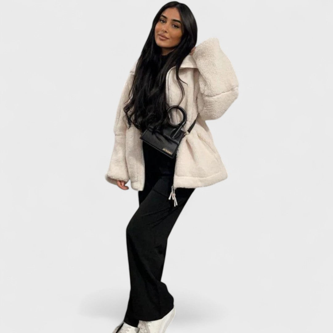 Kaja - Morbidny płaszcz z pluszu